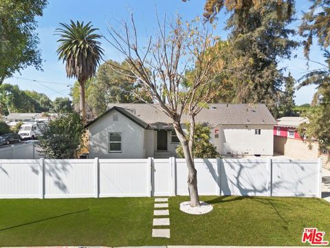 A home in Reseda