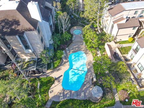 A home in Playa del Rey