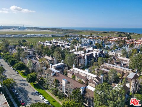 A home in Playa del Rey