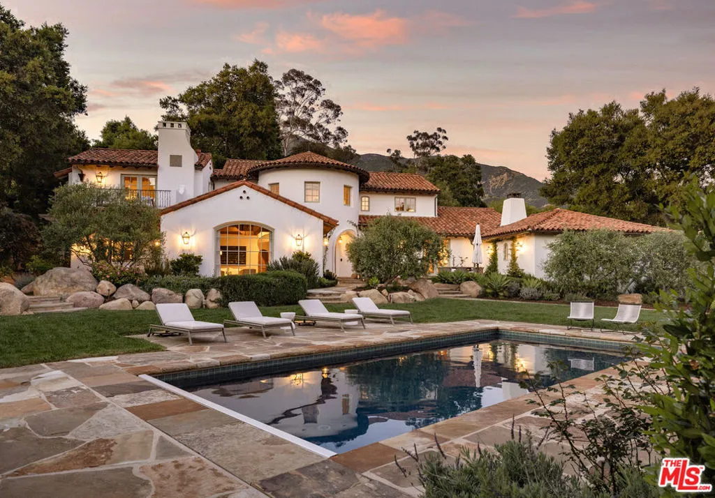 Montecito, California 93108, United States, 6 Bedrooms Bedrooms, ,5 BathroomsBathrooms,Residential,Active,21994