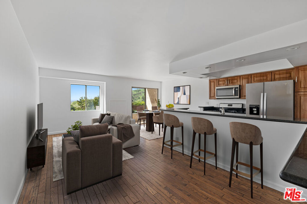 Properties 2 2700 Cahuenga Boulevard 3108