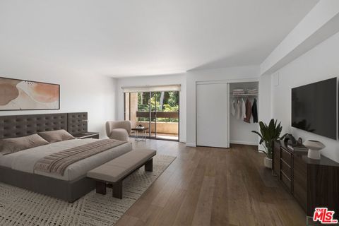 2700 Cahuenga Boulevard 3108 Los Angeles CA 90068