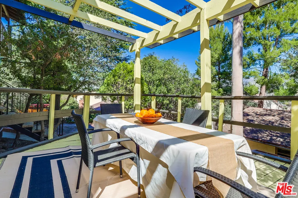 Sunland, California 91040, United States, 4 Bedrooms Bedrooms, ,3 BathroomsBathrooms,Residential,Active,174632