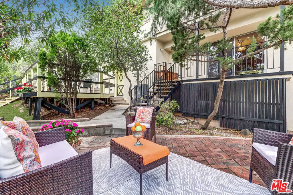 Sunland, California 91040, United States, 4 Bedrooms Bedrooms, ,3 BathroomsBathrooms,Residential,Active,174632