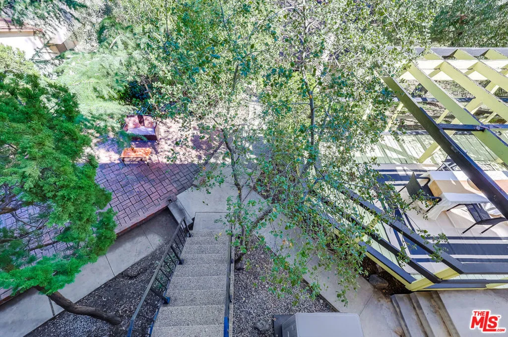 Sunland, California 91040, United States, 4 Bedrooms Bedrooms, ,3 BathroomsBathrooms,Residential,Active,174632