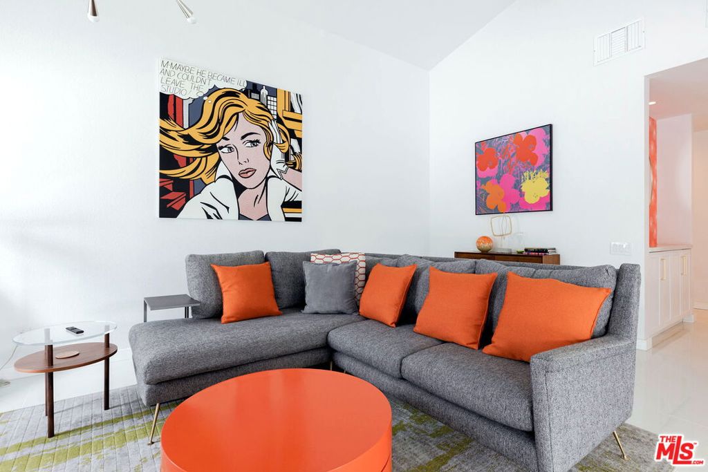 900 S Nueva Vista Drive