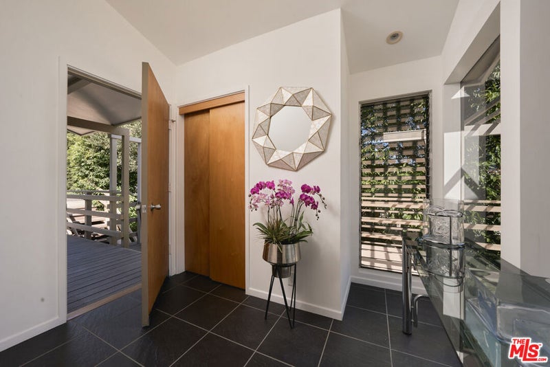 395 Loma Media Road