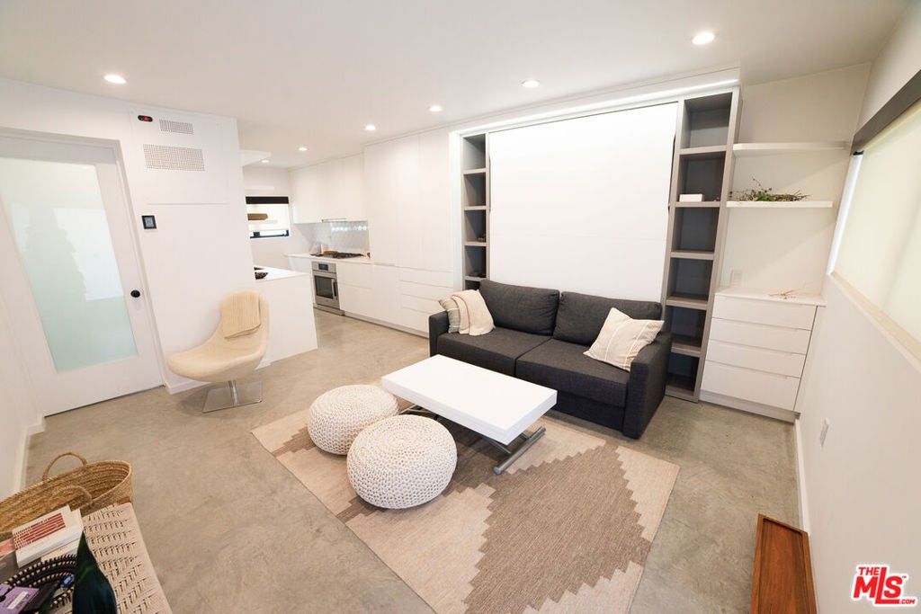 14 Brooks Avenue 7