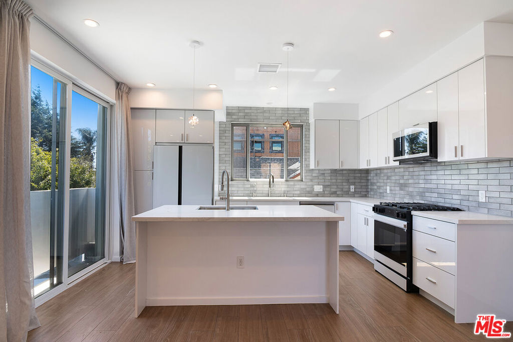 1621 S Bedford Street