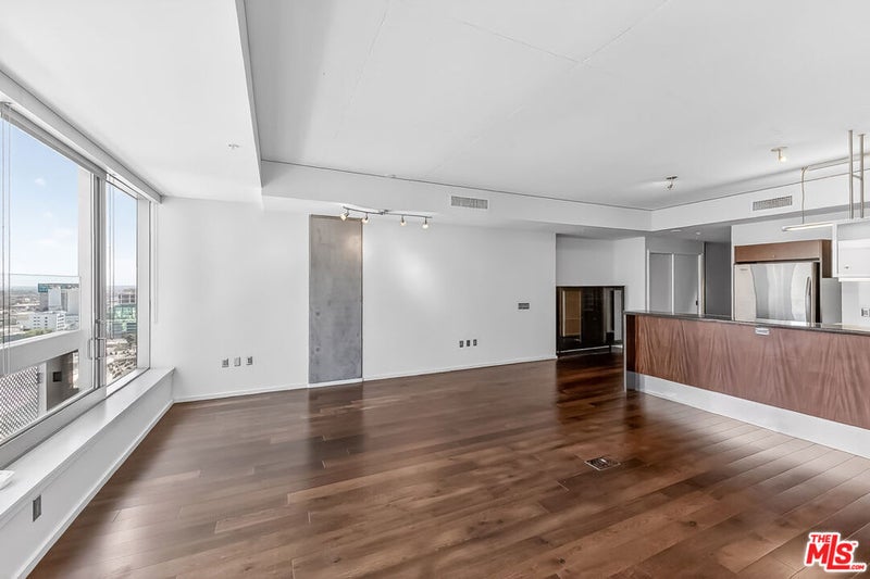 1155 S Grand Avenue 1707