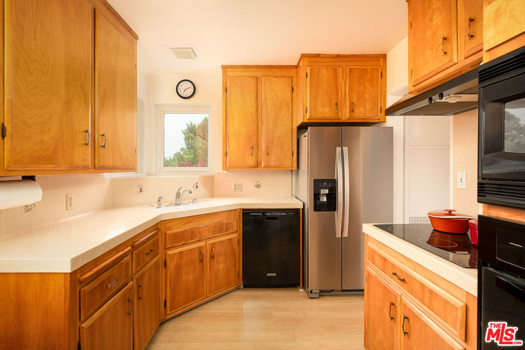 12901 Appleton Way