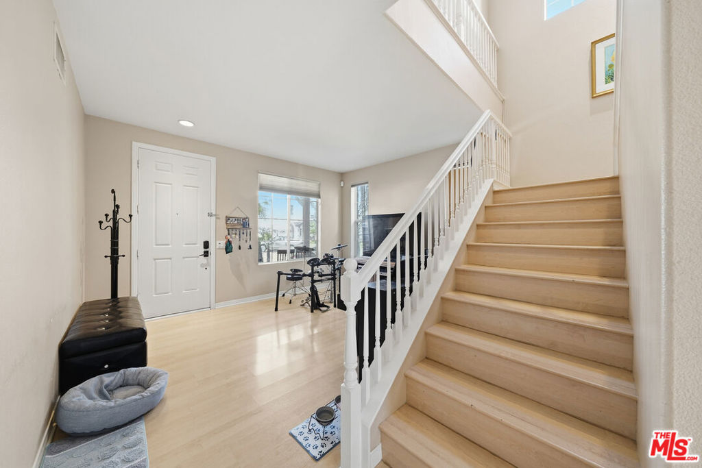 27940 Agapanthus Lane