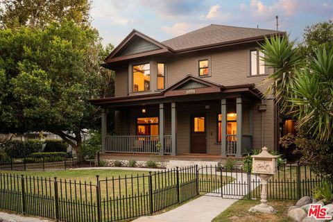 1411 N Los Robles Avenue Pasadena CA 91104