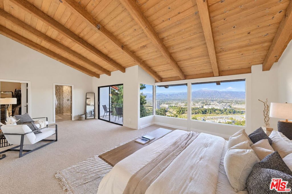 3518 3/4 Multiview Drive
