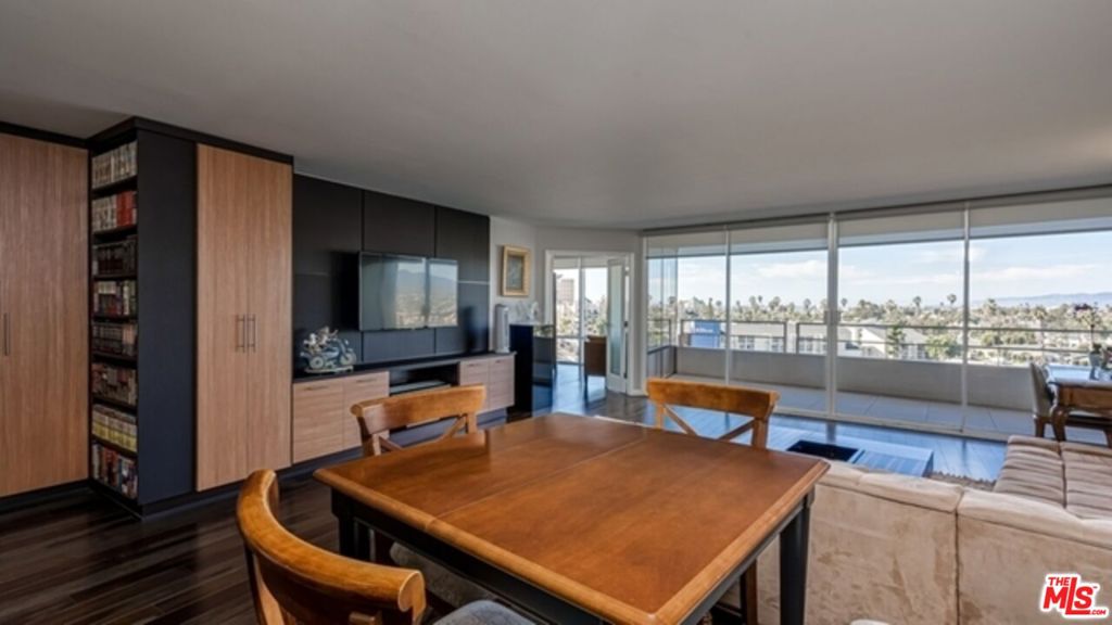 4265 Marina City Drive 301