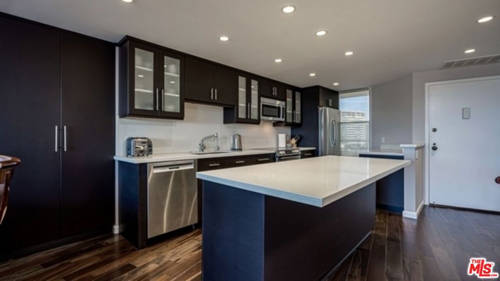 4265 Marina City Drive 301