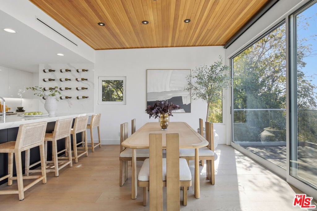 2759 Creston Drive