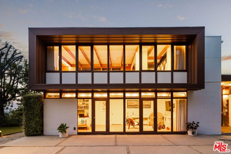 3499 Beverly Glen Boulevard