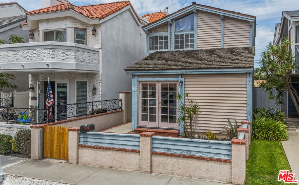 417 8th Street