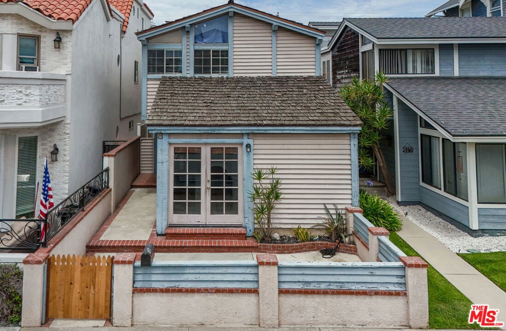 417 8th Street