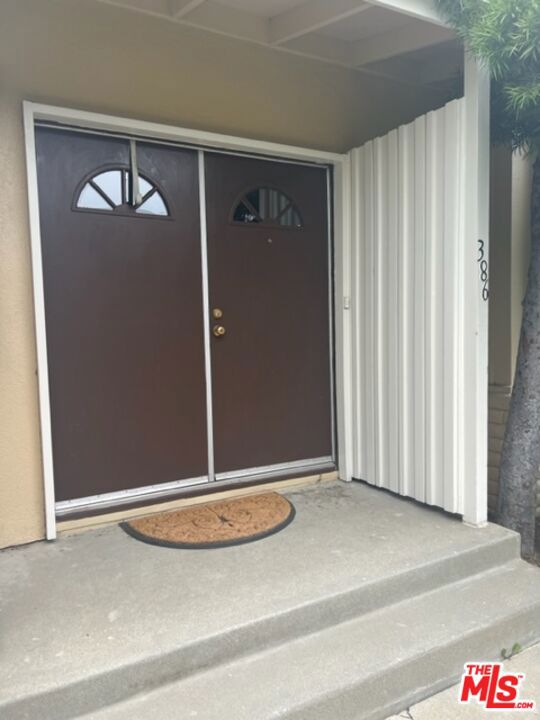 3500 W Manchester Boulevard 386