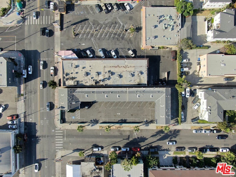 5251 Hollywood Boulevard