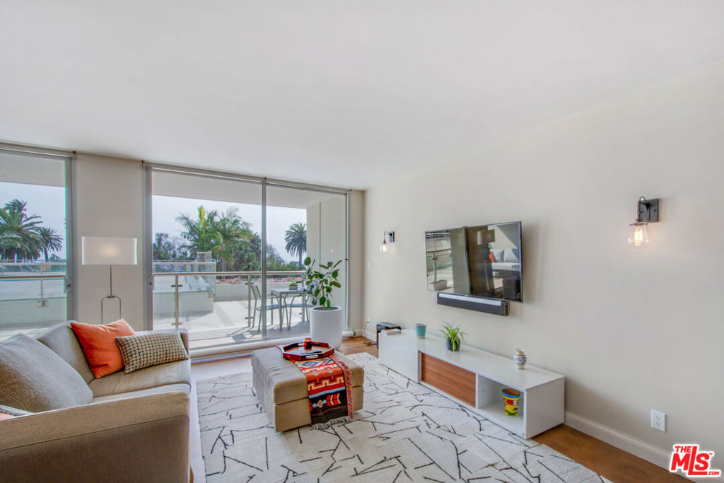 201 Ocean Avenue 301P