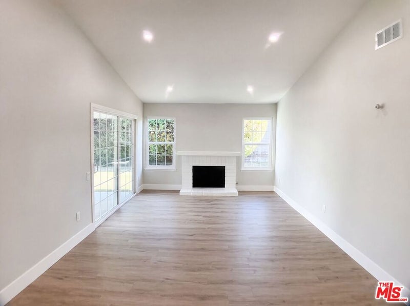8361 Northport Drive