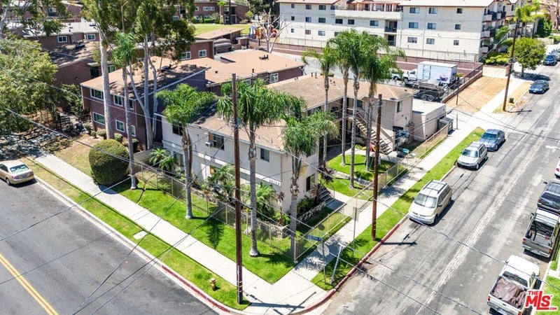 26103 Belle Porte Avenue