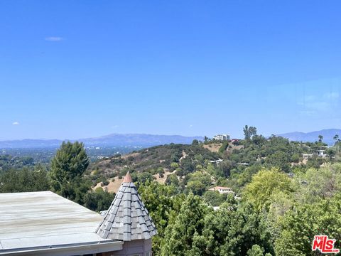 11502 Dona Teresa Drive Studio City CA 91604