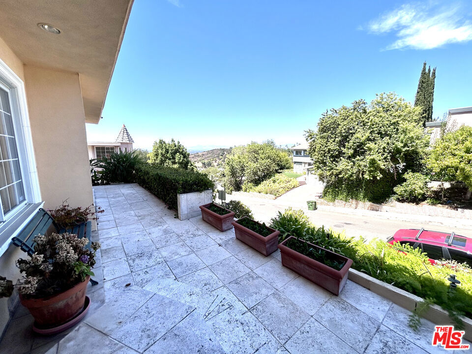 11502 Dona Teresa Drive