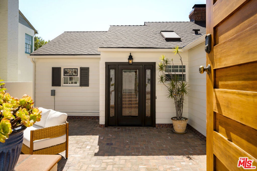 2507 Panorama Terrace