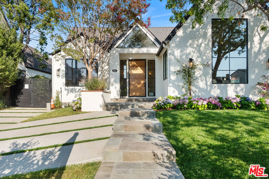 Properties 3 832 S Muirfield Road