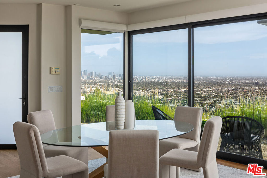 1815 N Crescent Heights Boulevard