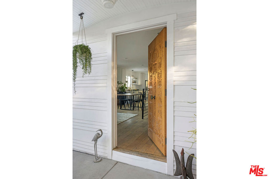 1530 Allesandro Street