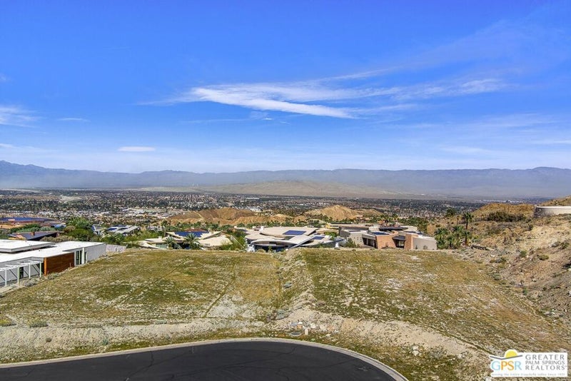 44 Rim Crest Road