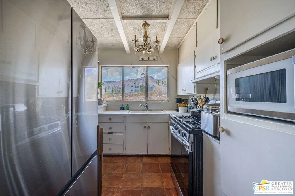 Rancho Mirage, California 92270, United States, 5 Bedrooms Bedrooms, ,4 BathroomsBathrooms,Residential,Active,224300