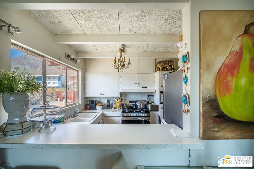 Rancho Mirage, California 92270, United States, 5 Bedrooms Bedrooms, ,4 BathroomsBathrooms,Residential,Active,224300