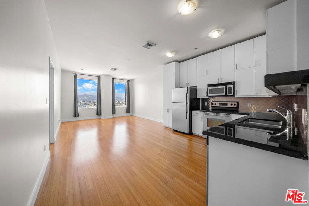 3810 Wilshire Boulevard 1801