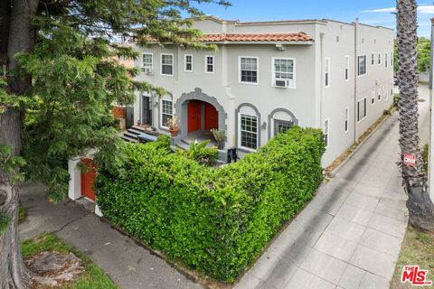 1357 S Cloverdale Avenue Los Angeles CA 90019