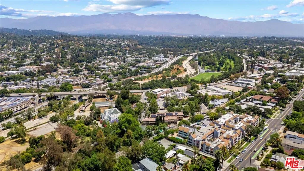 South Pasadena, California 91030, United States, 2 Bedrooms Bedrooms, ,2 BathroomsBathrooms,Residential,Active,139581