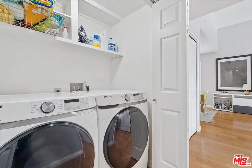 South Pasadena, California 91030, United States, 2 Bedrooms Bedrooms, ,2 BathroomsBathrooms,Residential,Active,139581