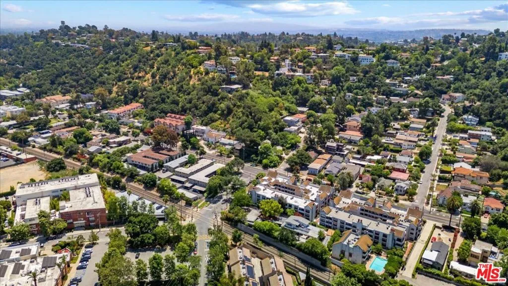 South Pasadena, California 91030, United States, 2 Bedrooms Bedrooms, ,2 BathroomsBathrooms,Residential,Active,139581