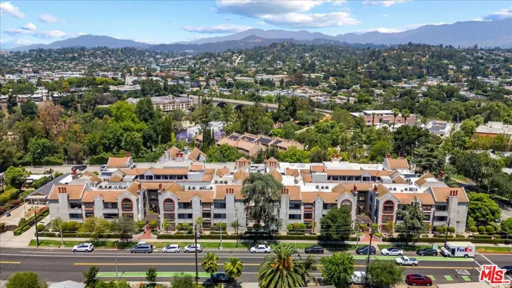 South Pasadena, California 91030, United States, 2 Bedrooms Bedrooms, ,2 BathroomsBathrooms,Residential,Active,139581