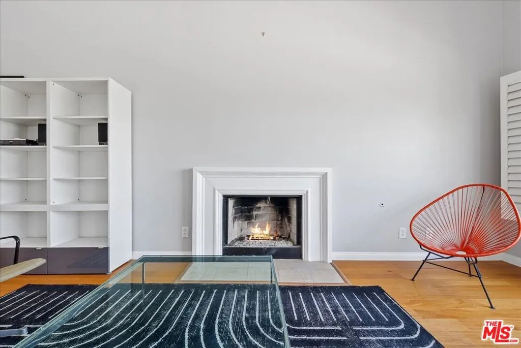 South Pasadena, California 91030, United States, 2 Bedrooms Bedrooms, ,2 BathroomsBathrooms,Residential,Active,139581