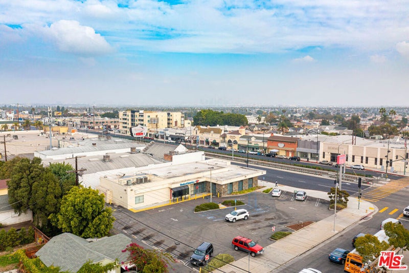 5471 Crenshaw Boulevard