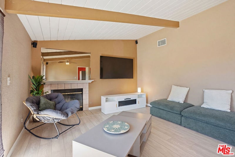 15708 Horace Street