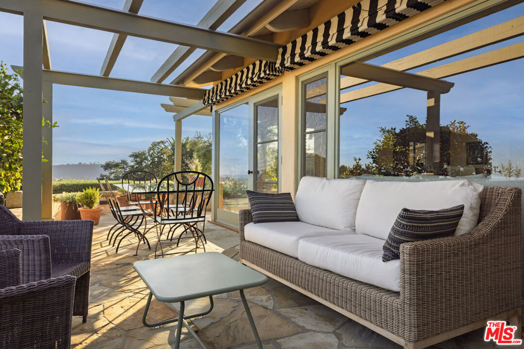 1022 Garcia Road