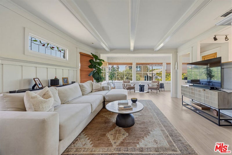 218 Horizon Avenue