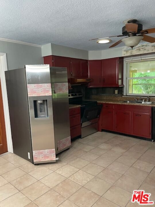 2719 Tavelers Palm Drive